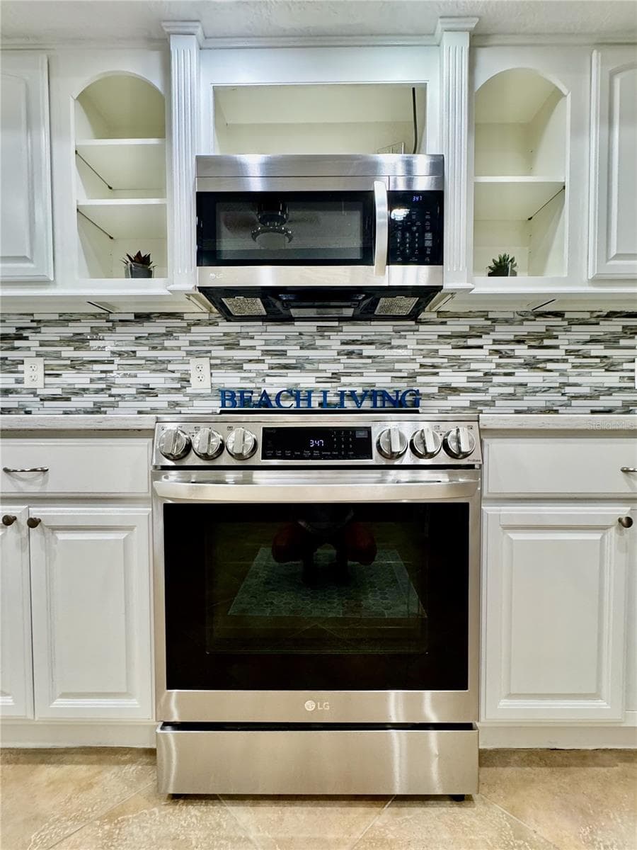 Condominium at 513 HAVEN POINT DR, TREASURE ISLAND, photo 26 of 96