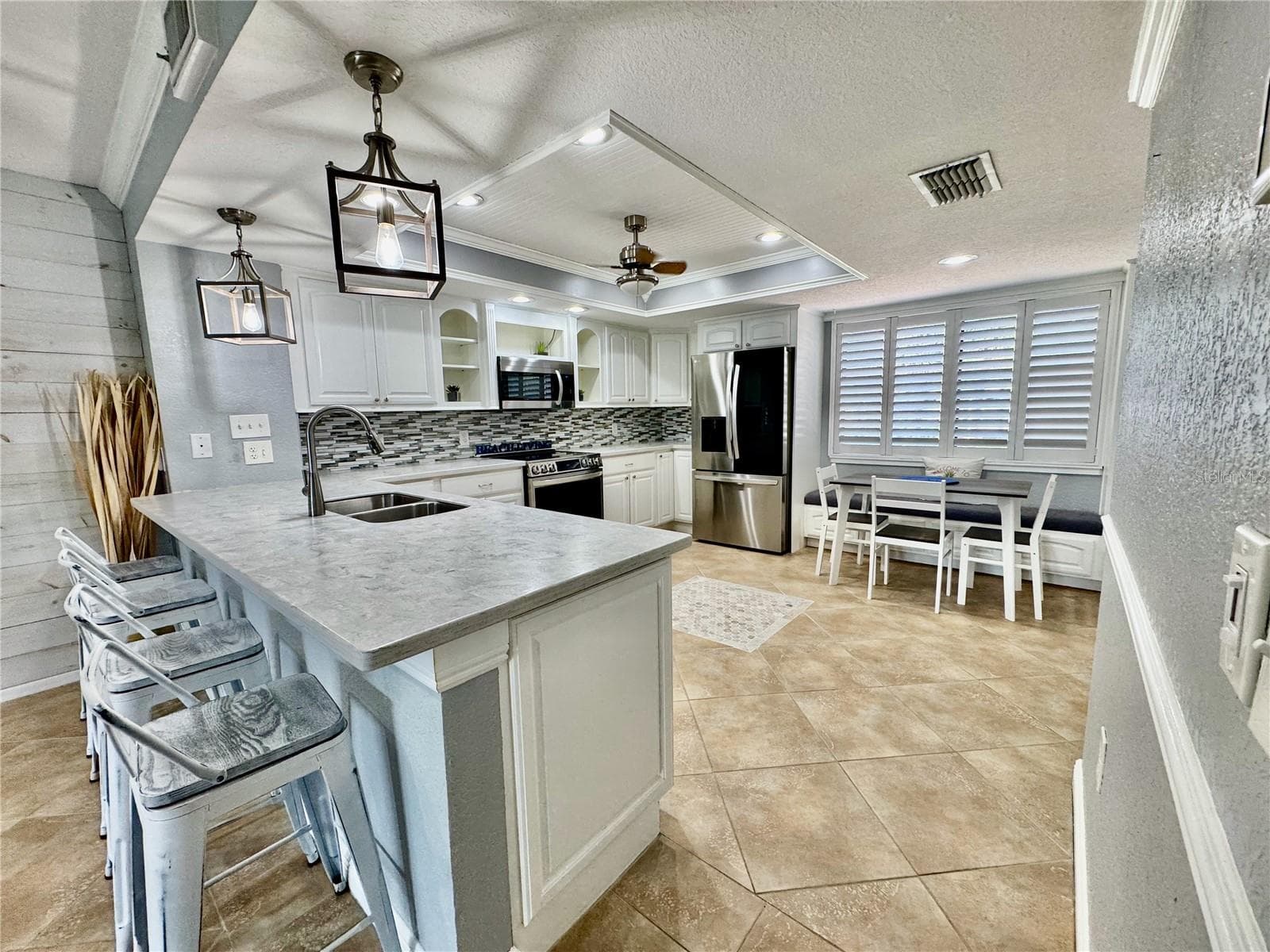 Condominium at 513 HAVEN POINT DR, TREASURE ISLAND, photo 29 of 96