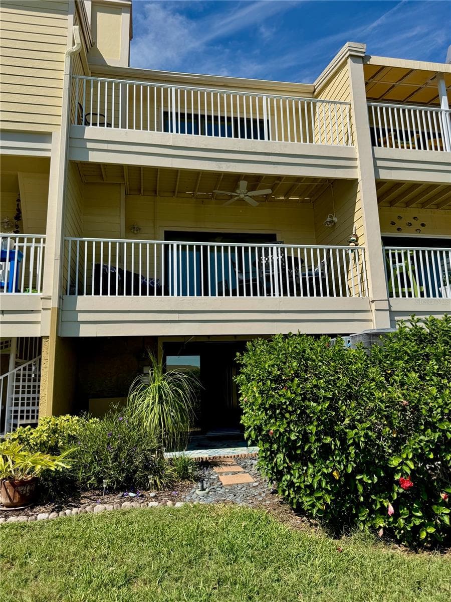 Condominium at 513 HAVEN POINT DR, TREASURE ISLAND, photo 90 of 96