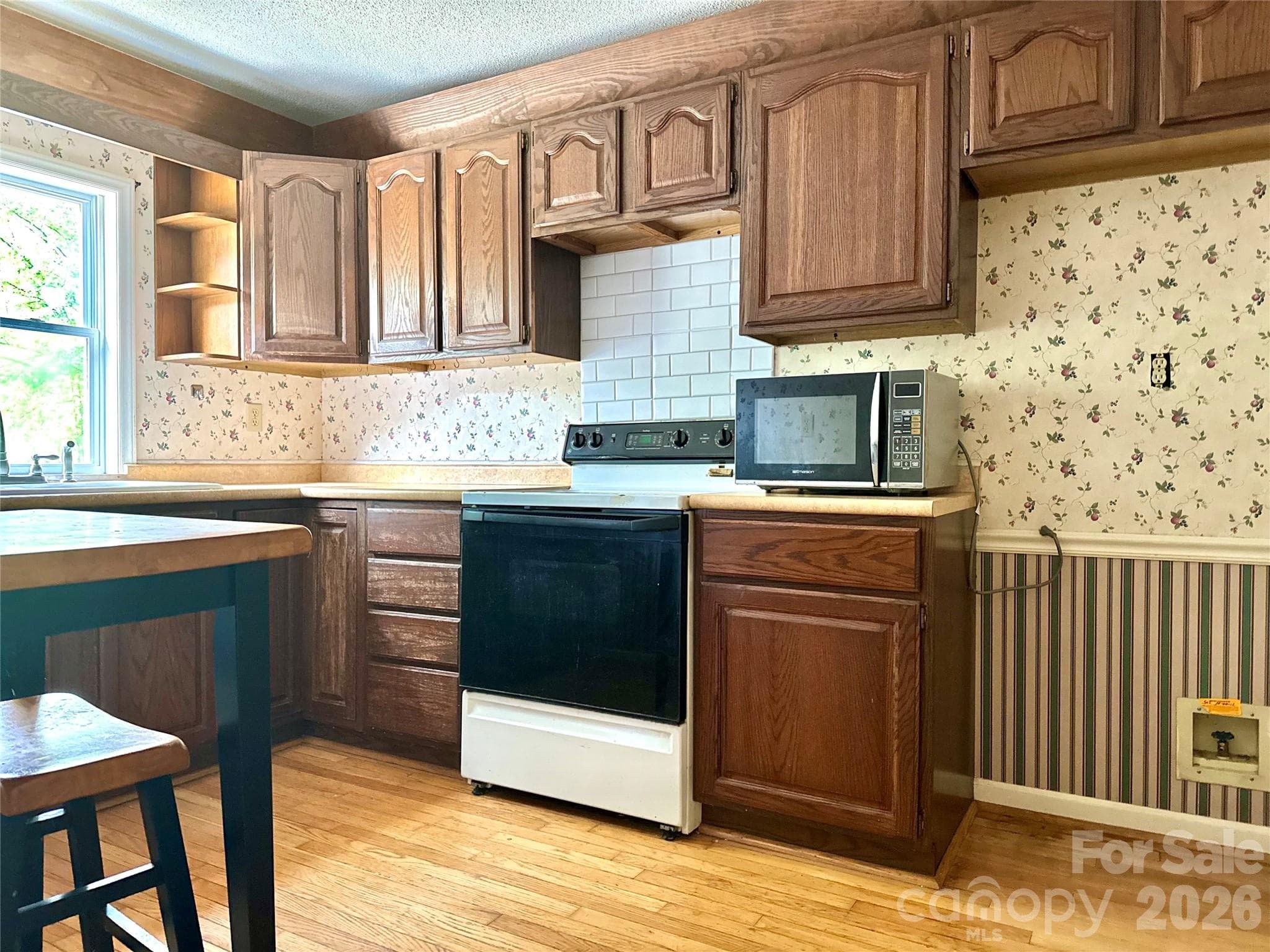 Condominium at 44 Sagebrush Circle, Etowah, photo 4 of 30