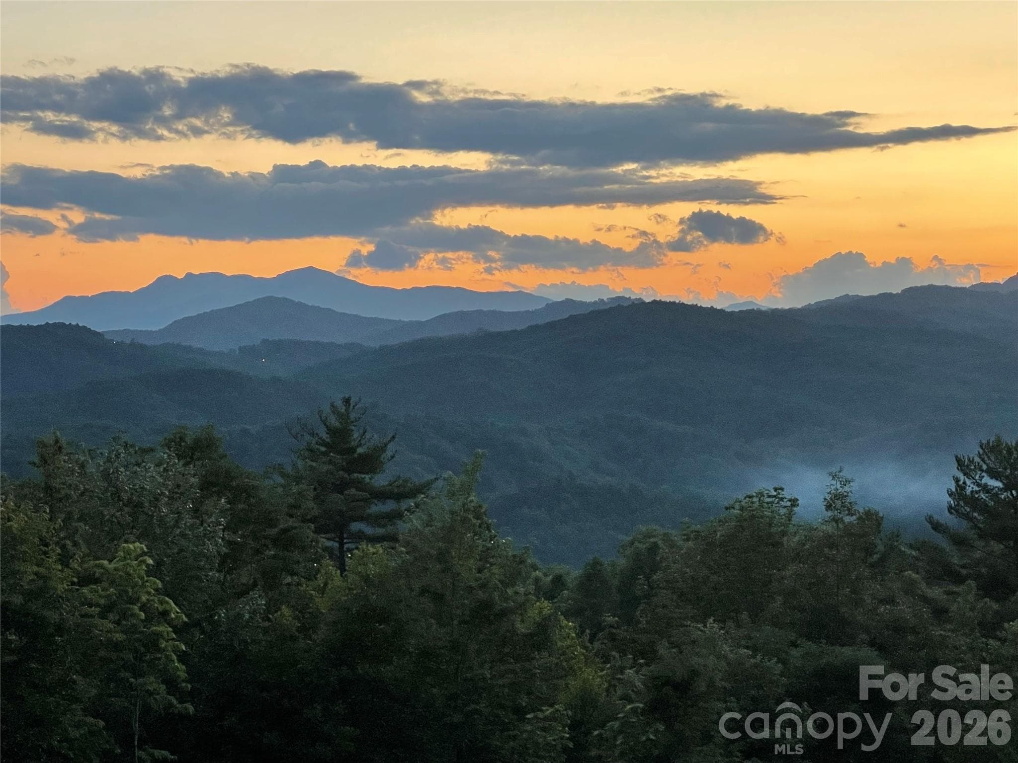 Gorgeous Sunsets Await! - Lenoir