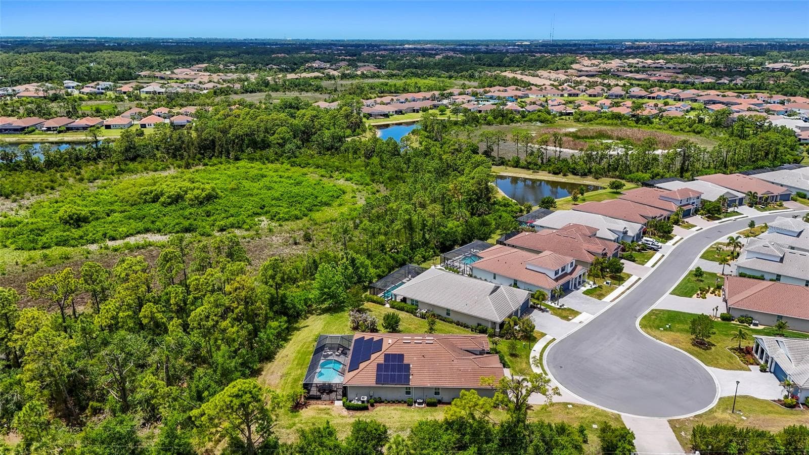 Single Family Residence at 617 MISTIFLOWER CIR, NOKOMIS, photo 65 of 81