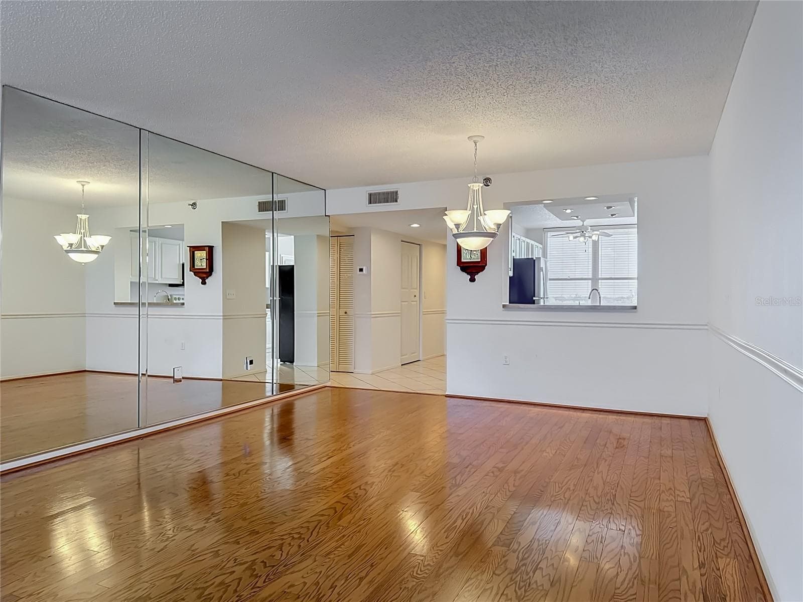 Dining room area. - 3740 PINEBROOK CIR #607, BRADENTON