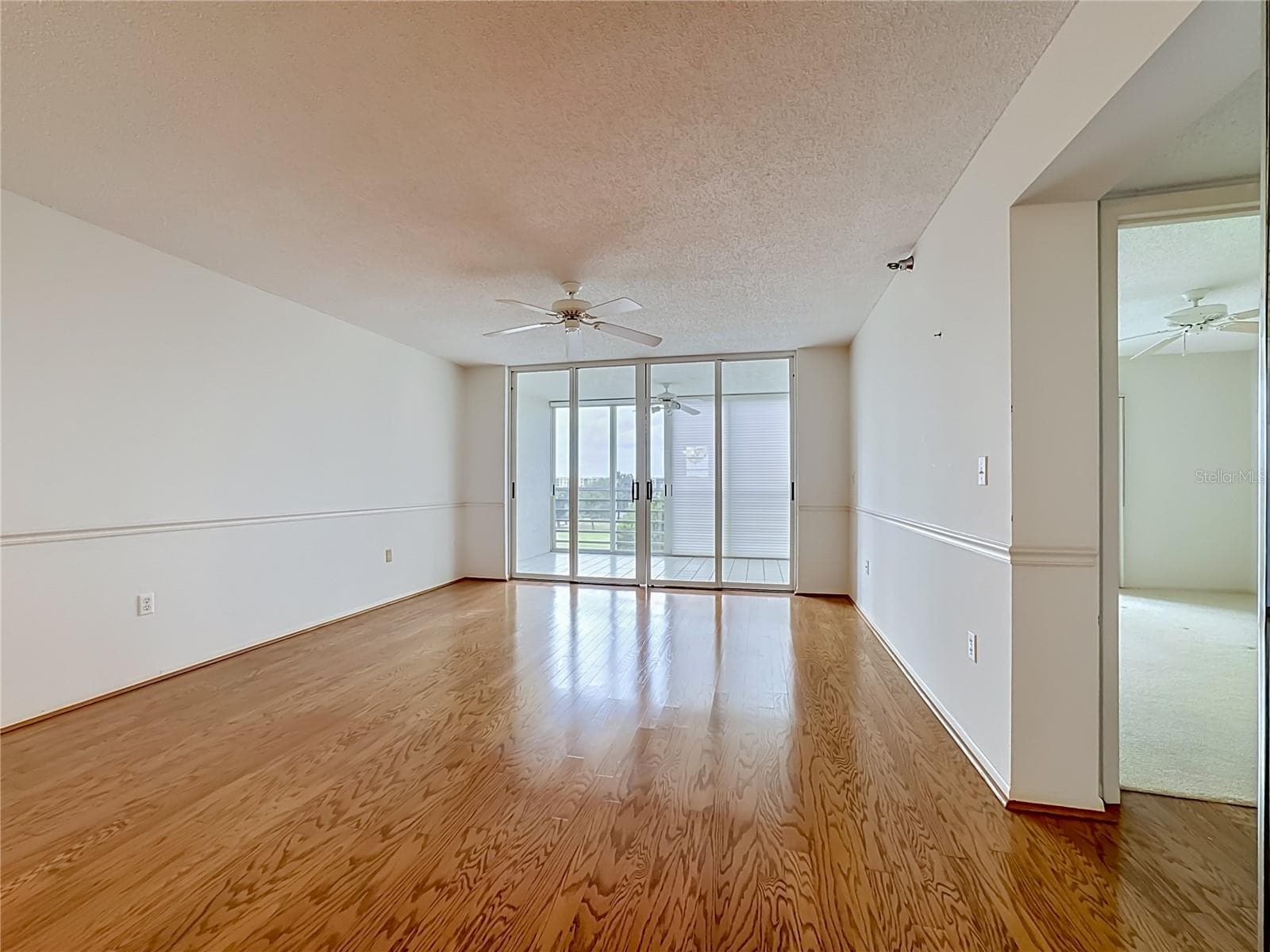 Living room/great room. - 3740 PINEBROOK CIR #607, BRADENTON