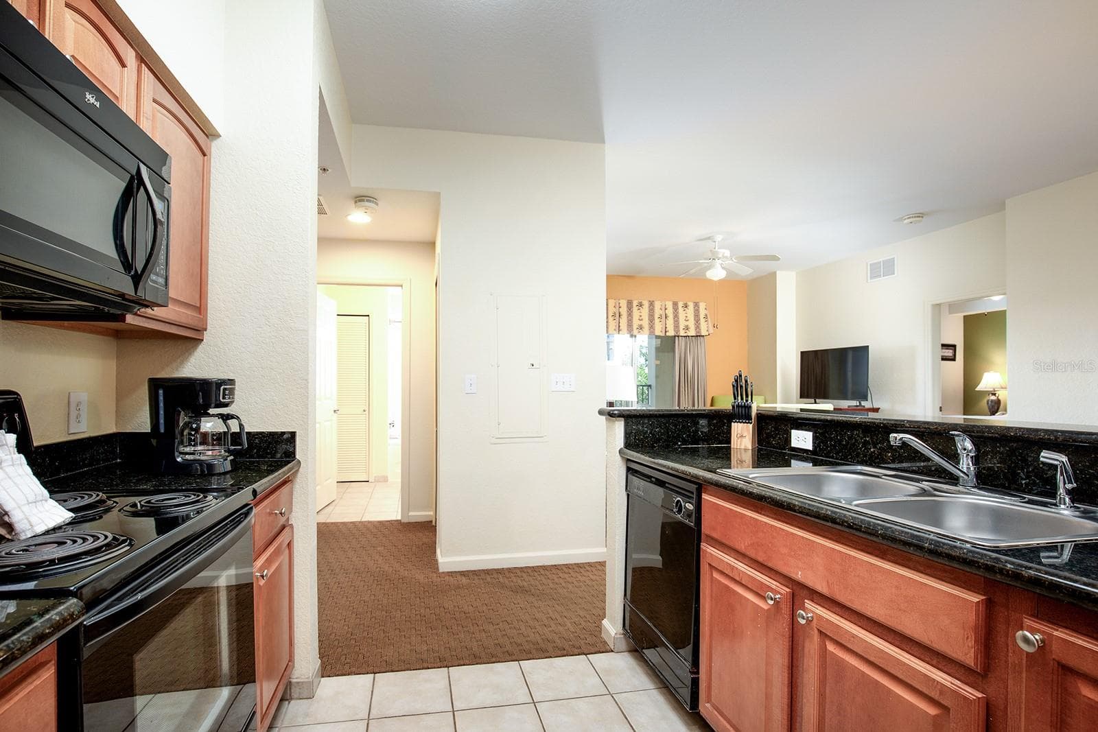 Condo - Hotel at 8100 POINCIANA BLVD #2312, ORLANDO, photo 11 of 28