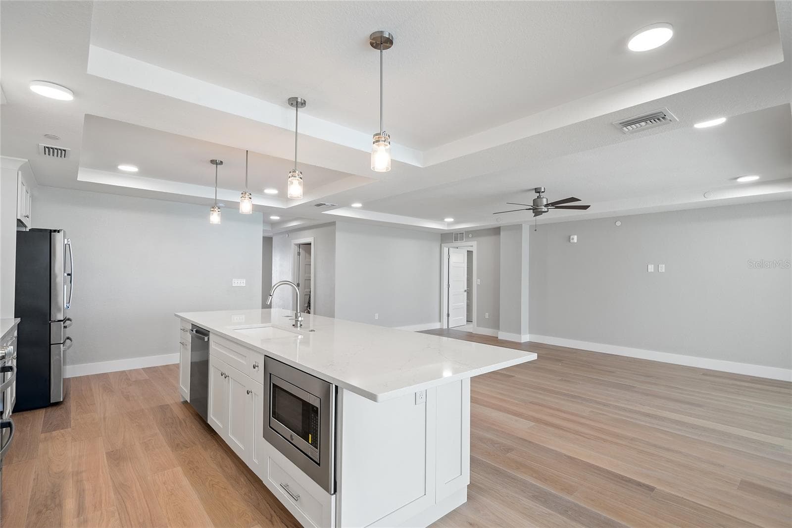 Kitchen - 14048 GULF BLVD #402, MADEIRA BEACH