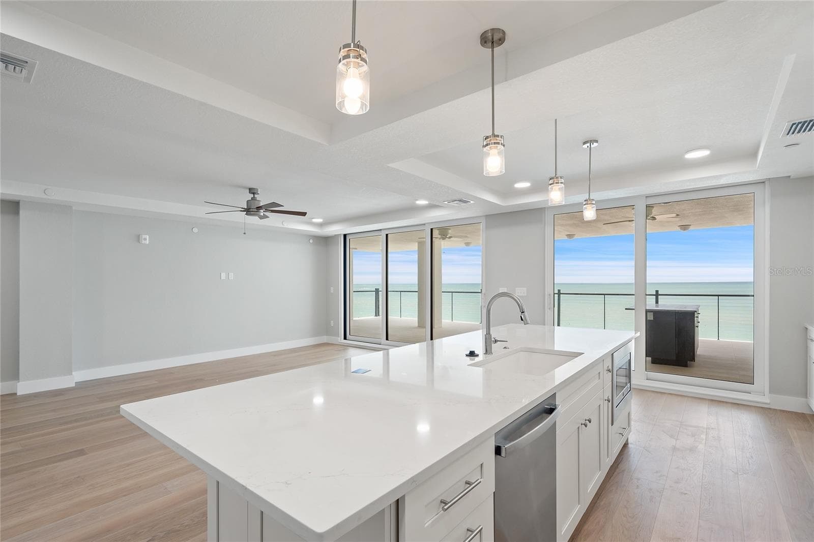 Kitchen - 14048 GULF BLVD #402, MADEIRA BEACH