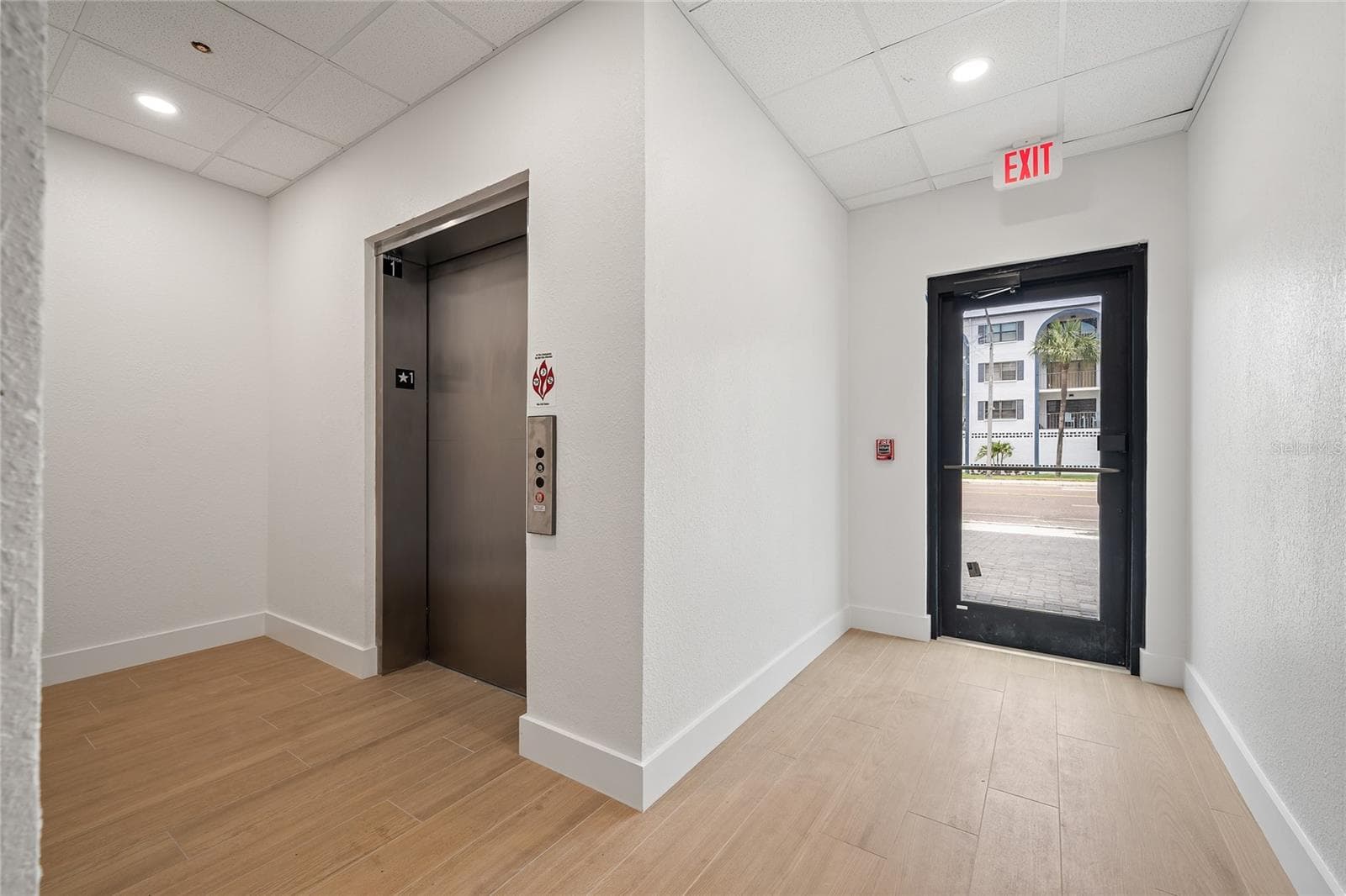 Elevator - 14048 GULF BLVD #402, MADEIRA BEACH