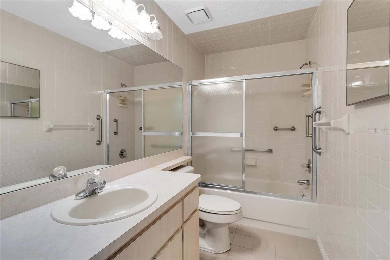 Condominium at 9058 ARUNDLE PL, NEW PORT RICHEY, photo 23 of 59