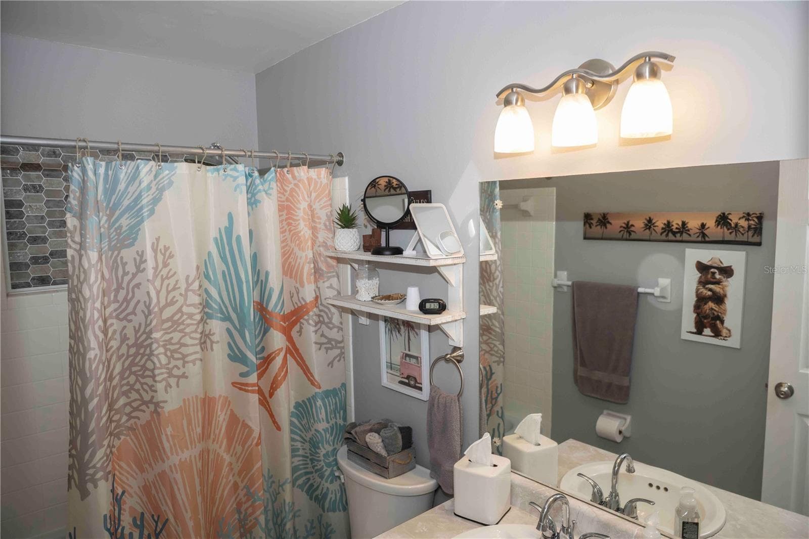 Guest Bathroom - 6024 CORAL WAY, BRADENTON