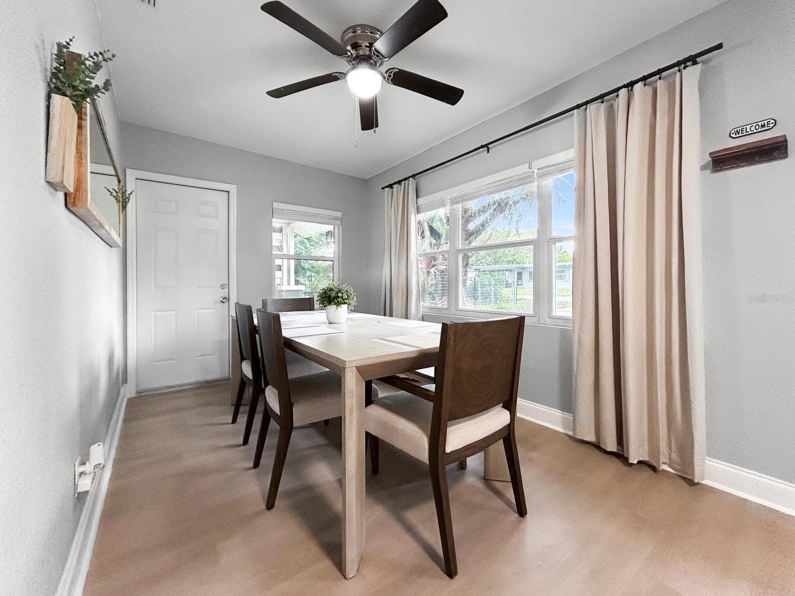 Single Family Residence at 1718 LAVON ST, LAKELAND, photo 6 of 27