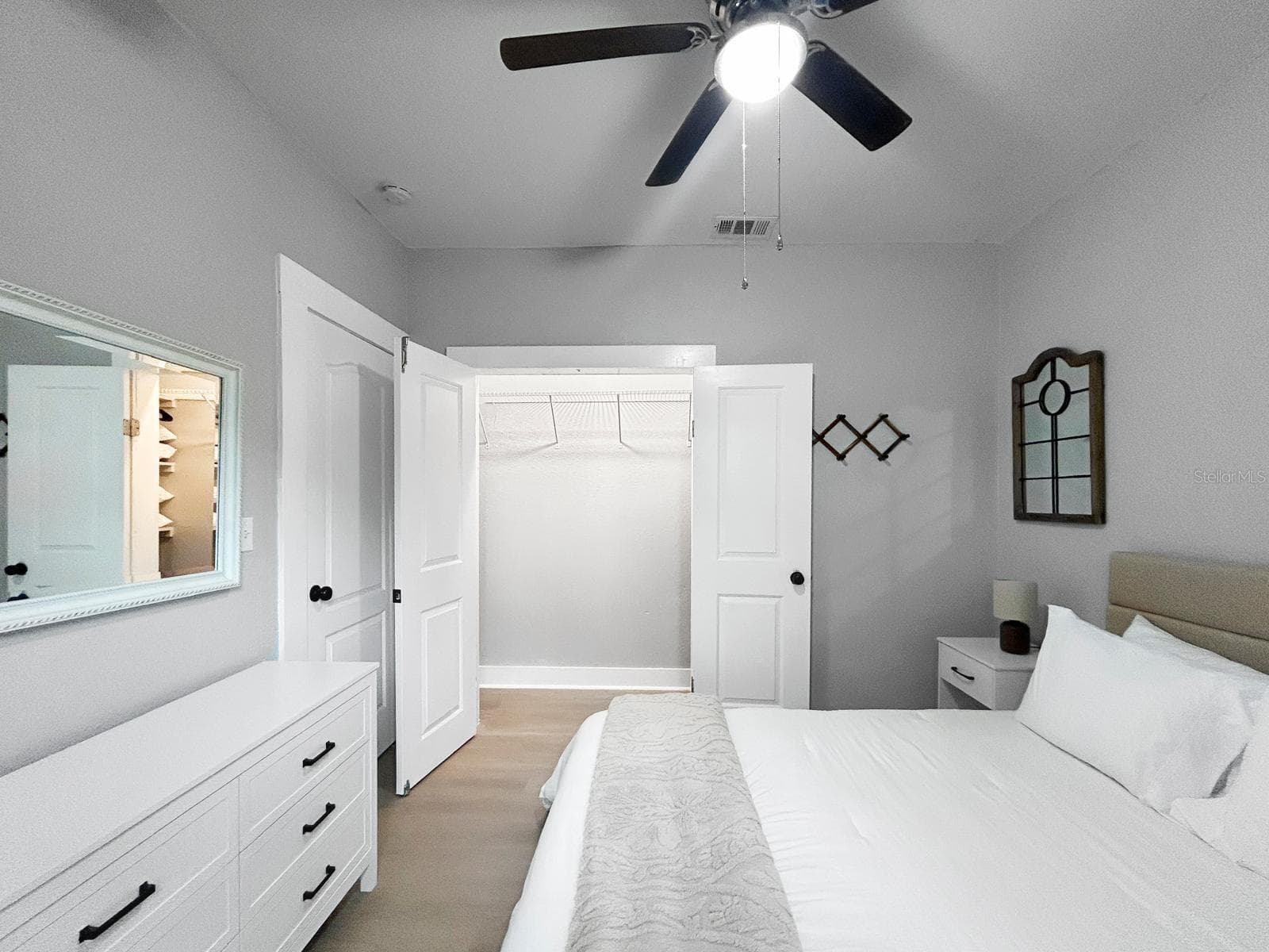 Bedroom 1 with double door closets - 1718 LAVON ST, LAKELAND