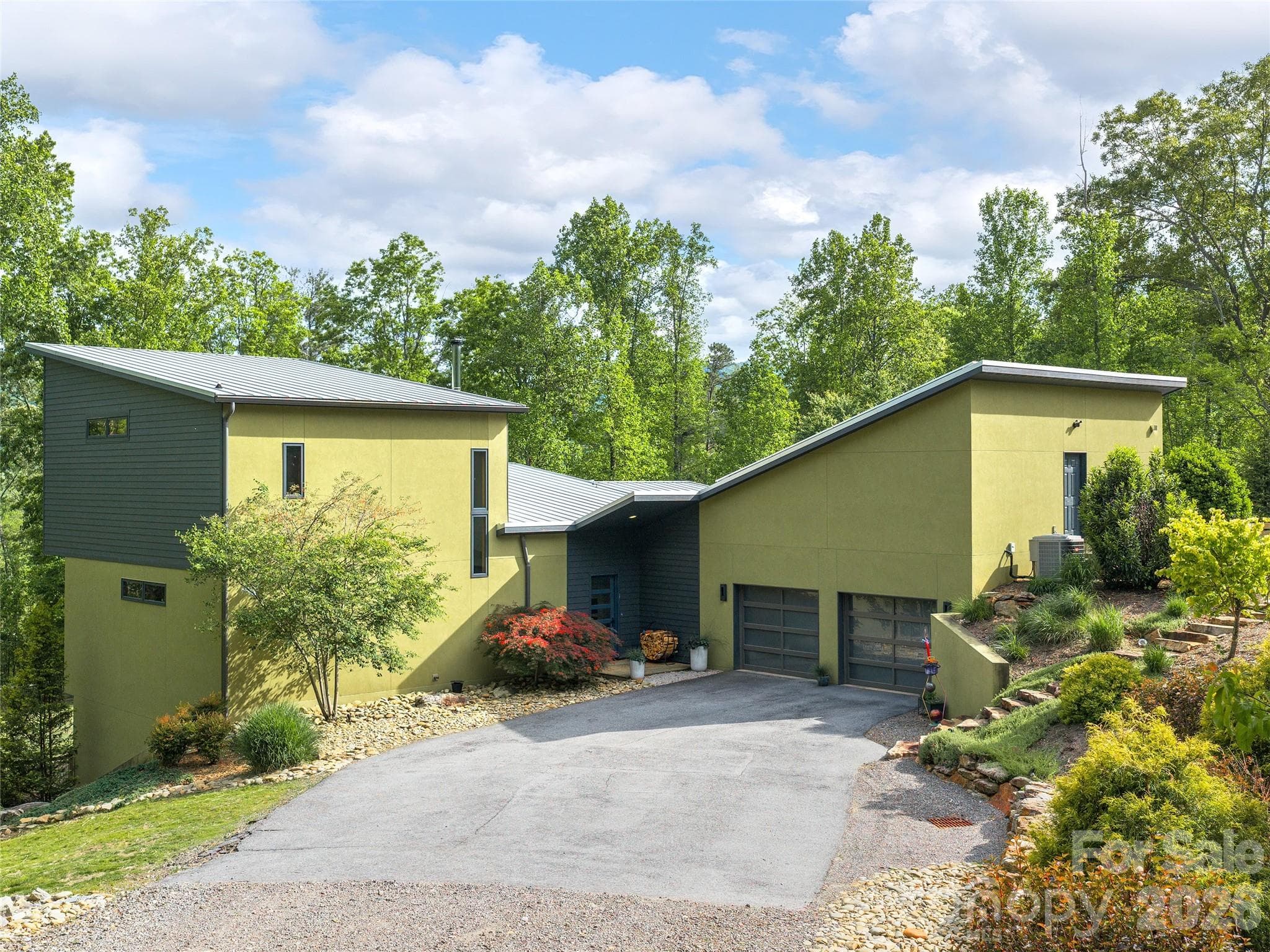 Single Family Residence at 15 Sourwood Lane, Fletcher, photo 42 of 48
