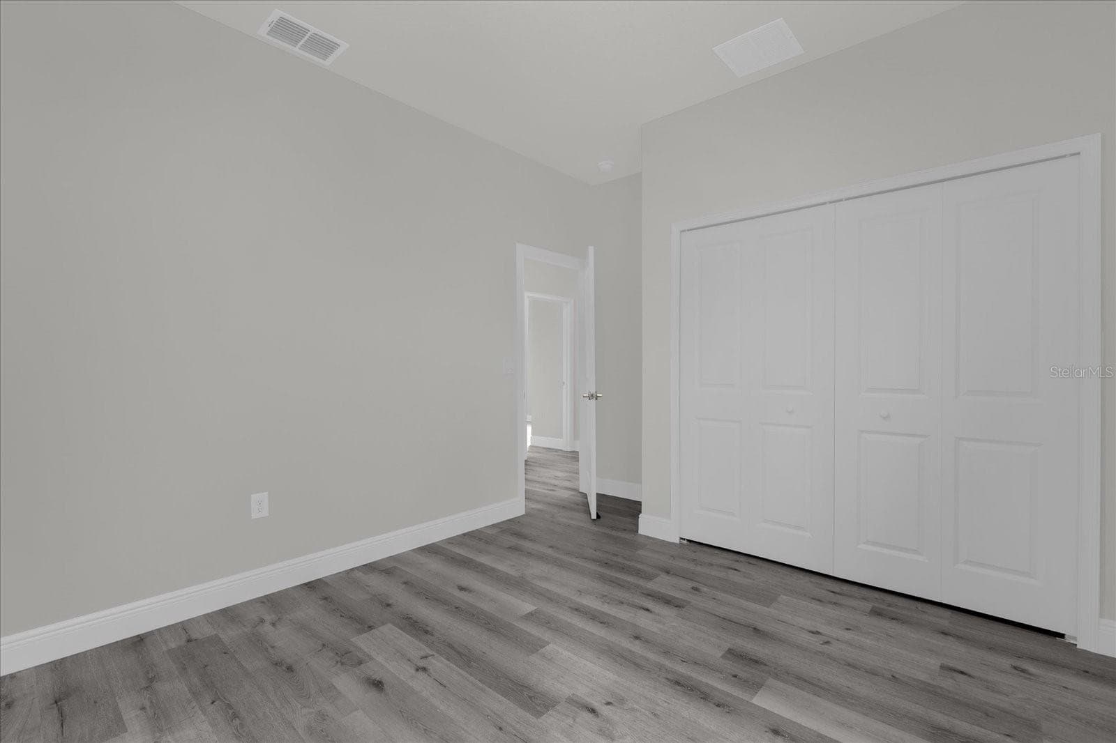 Single Family Residence at 1233 W SHADY LN, DUNNELLON, photo 15 of 33