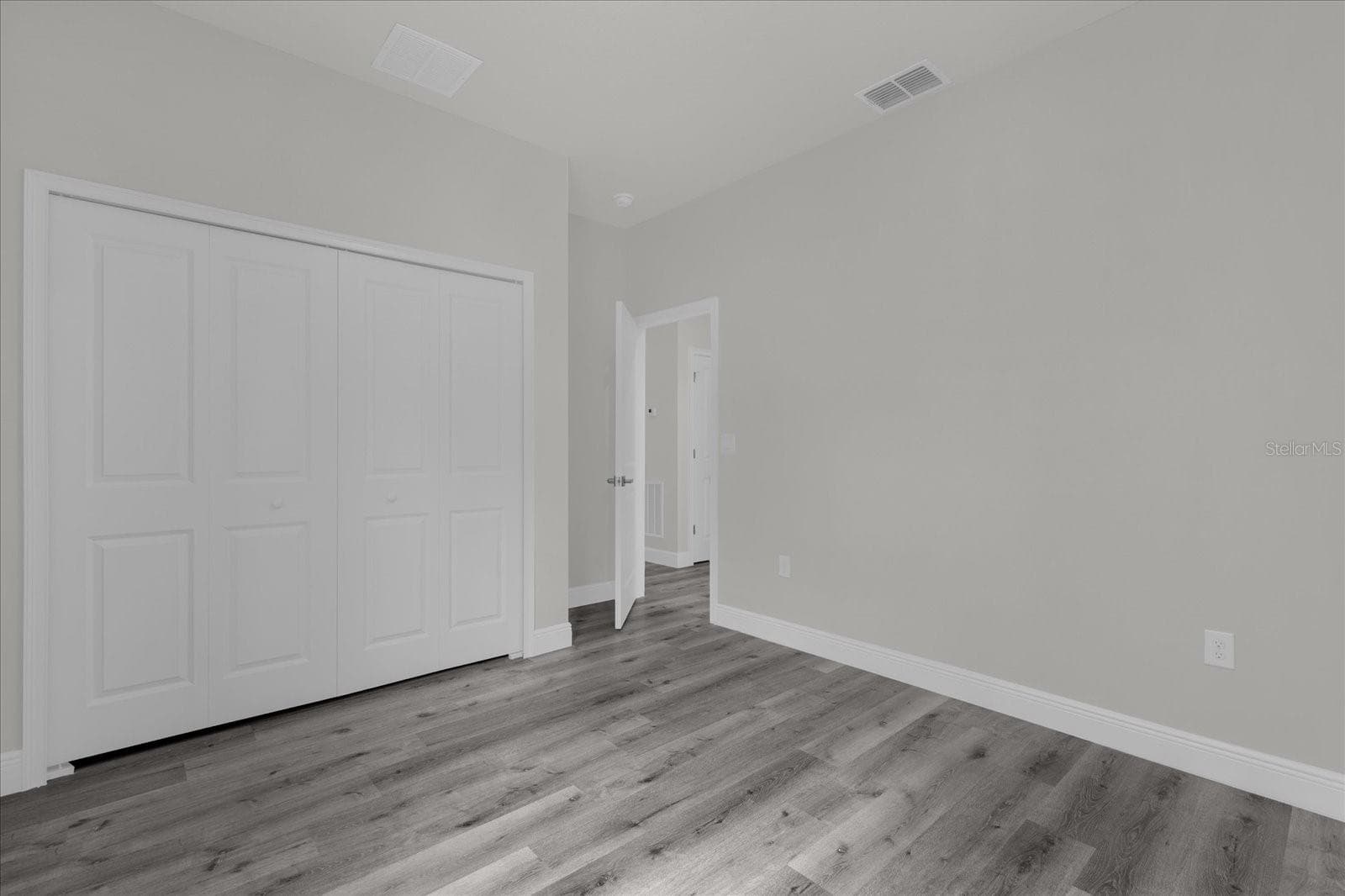 Single Family Residence at 1233 W SHADY LN, DUNNELLON, photo 17 of 33