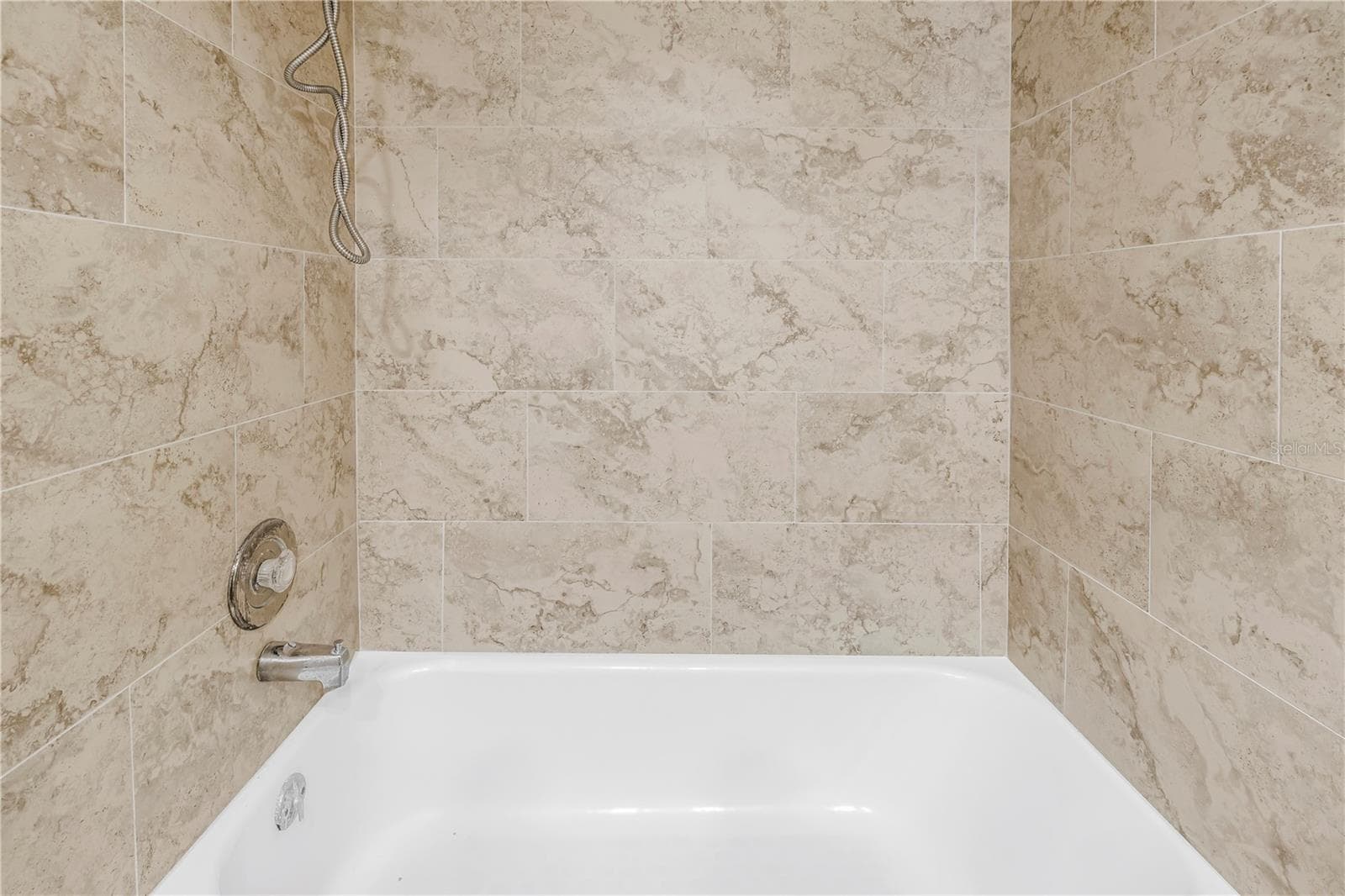 Condominium at 4720 LOCUST ST NE #116, ST PETERSBURG, photo 24 of 37