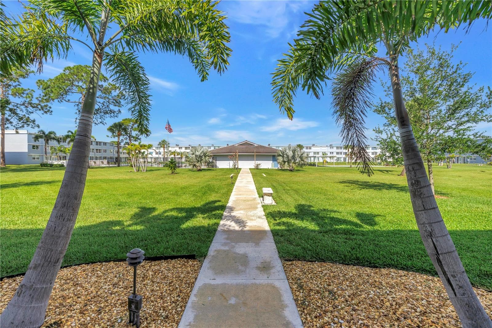 Condominium at 4720 LOCUST ST NE #116, ST PETERSBURG, photo 33 of 37