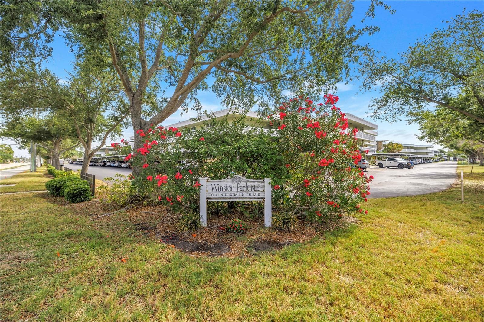 Condominium at 4720 LOCUST ST NE #116, ST PETERSBURG, photo 34 of 37