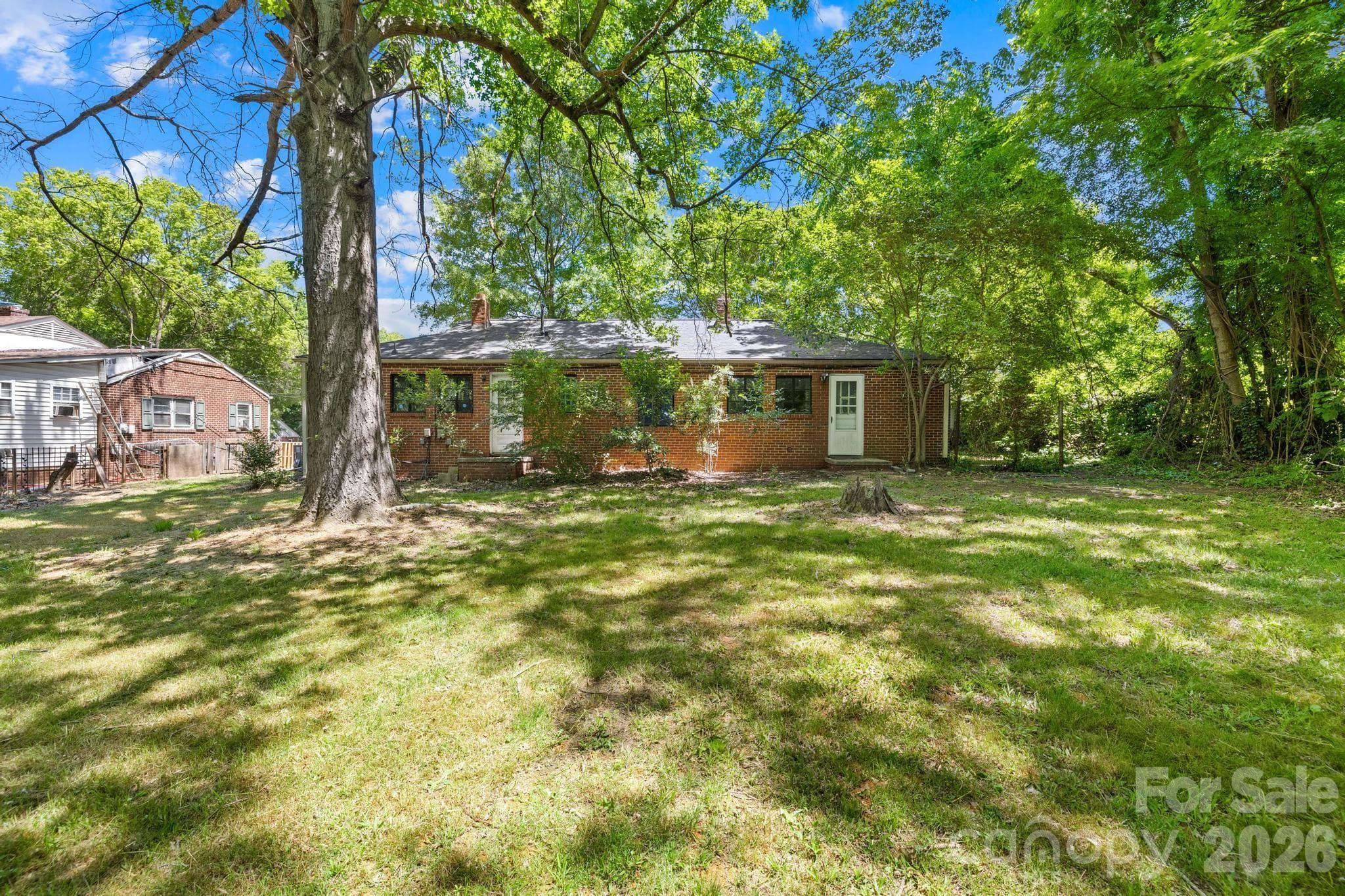 Duplex at Salisbury, photo 4 of 32