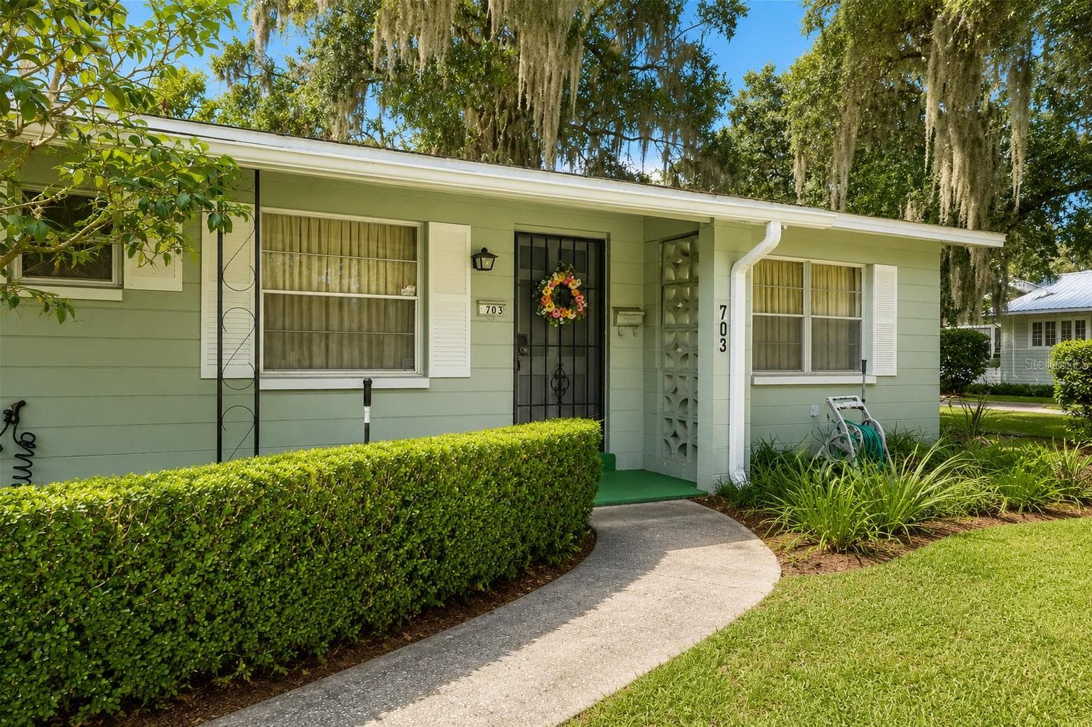 703 NE 6TH PL