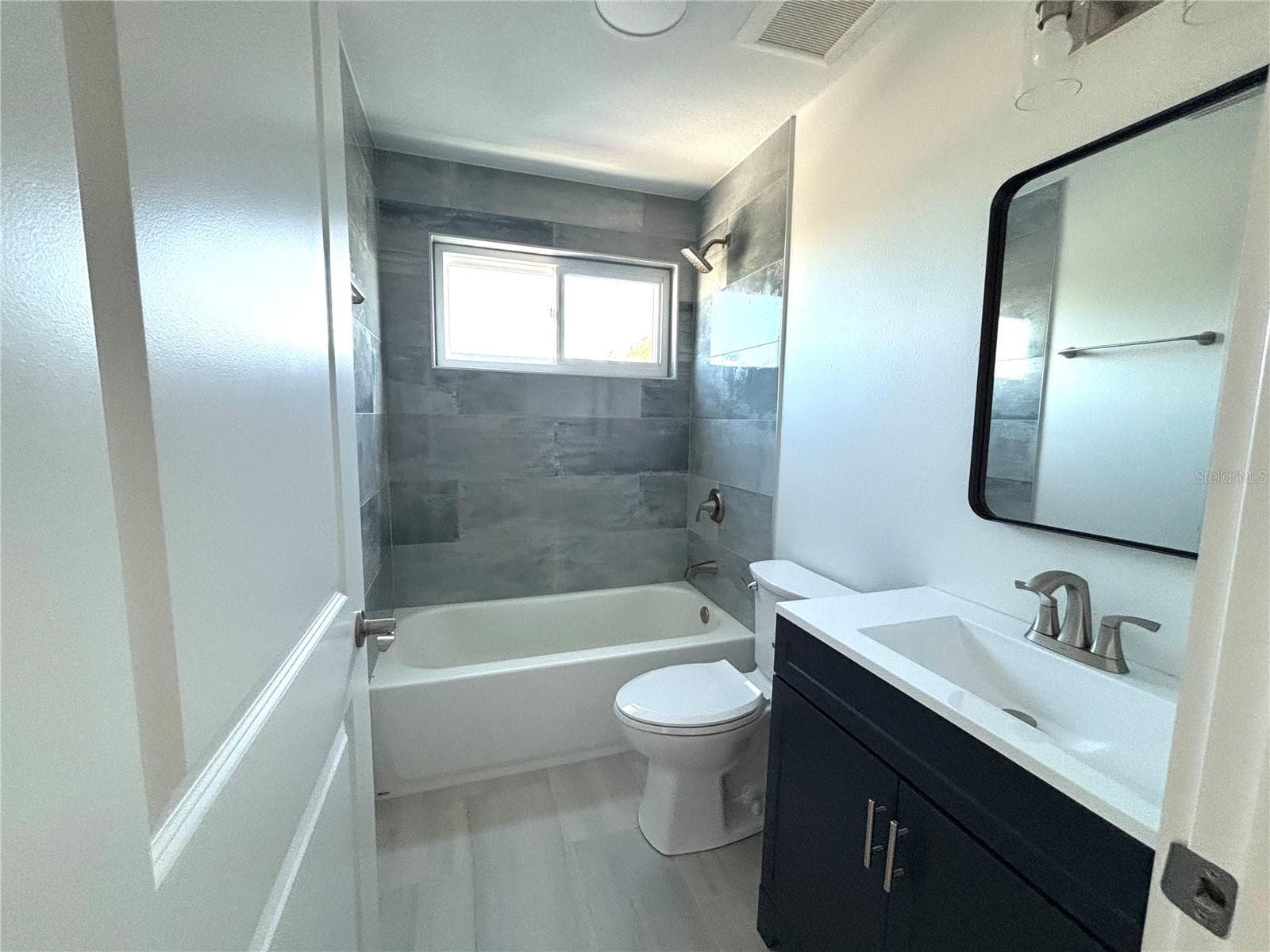 Second bathroom - 711 GULF BLVD, INDIAN ROCKS BEACH