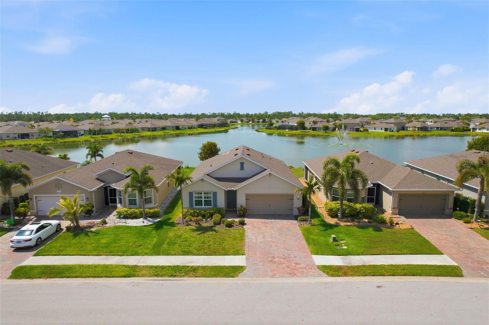 3422 CANCUN CT