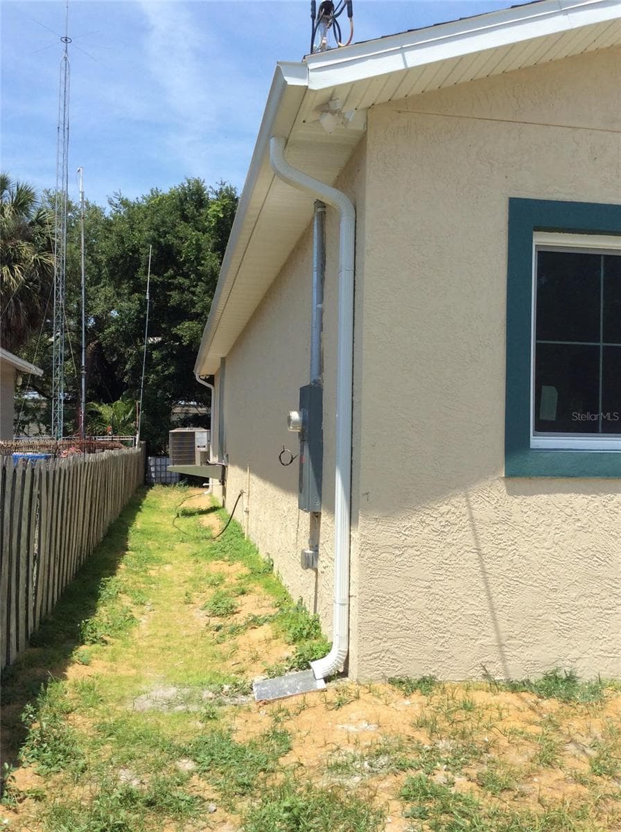 Single Family Residence at 2812 DURHAM ST, TAMPA, photo 12 of 12