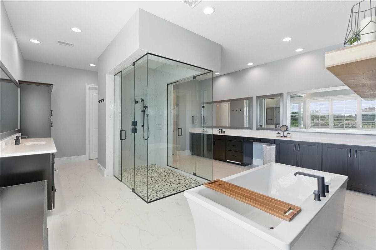 Single Family Residence at 10123 BUCKLOW HILL DR, ORLANDO, photo 64 of 77