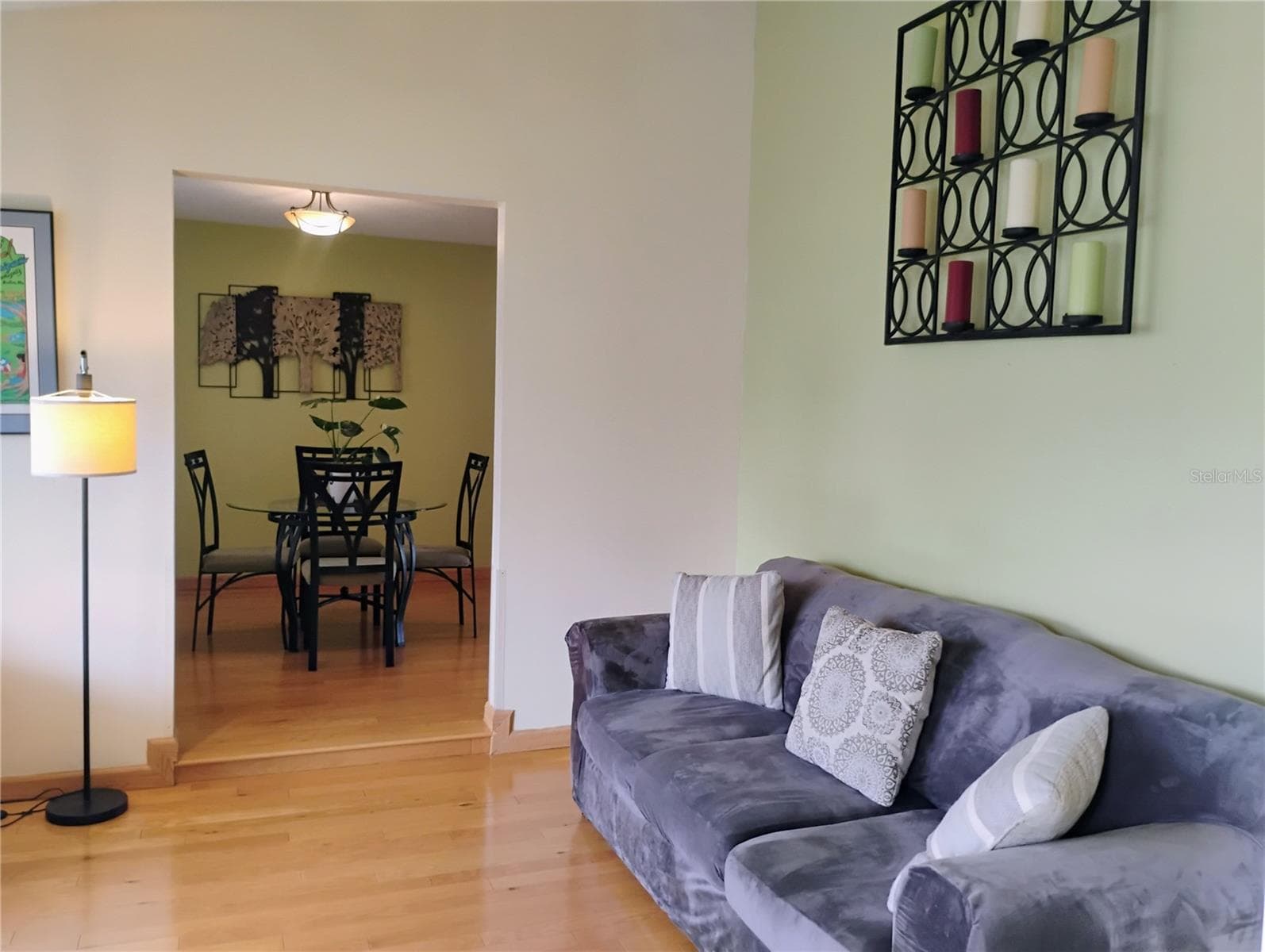 Single Family Residence at 9120 QUEEN ELIZABETH CT, ORLANDO, photo 10 of 25