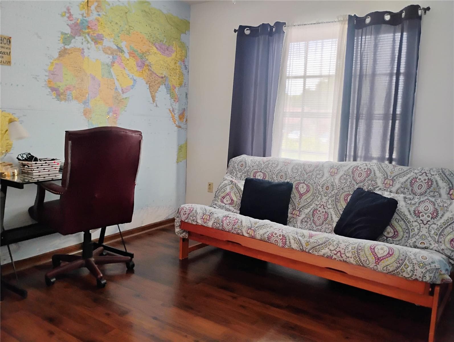 Single Family Residence at 9120 QUEEN ELIZABETH CT, ORLANDO, photo 17 of 25