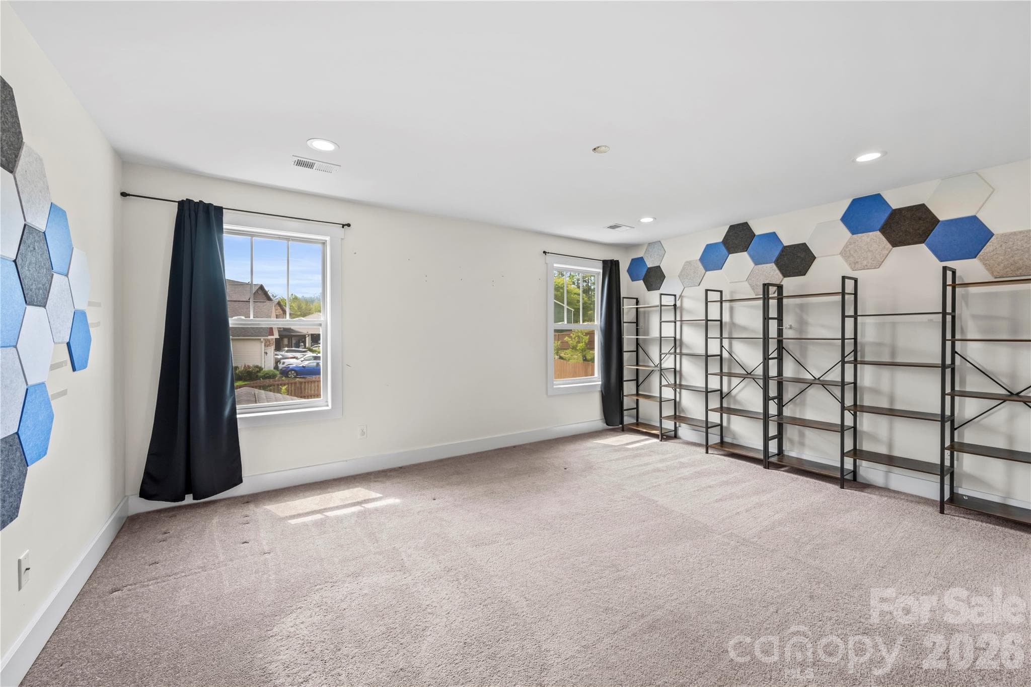 One of Three Guest Bedrooms - 4 Henbit Way, Arden