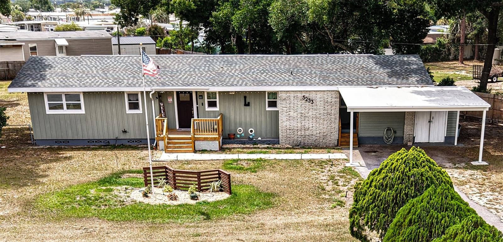 5233 HILL DR