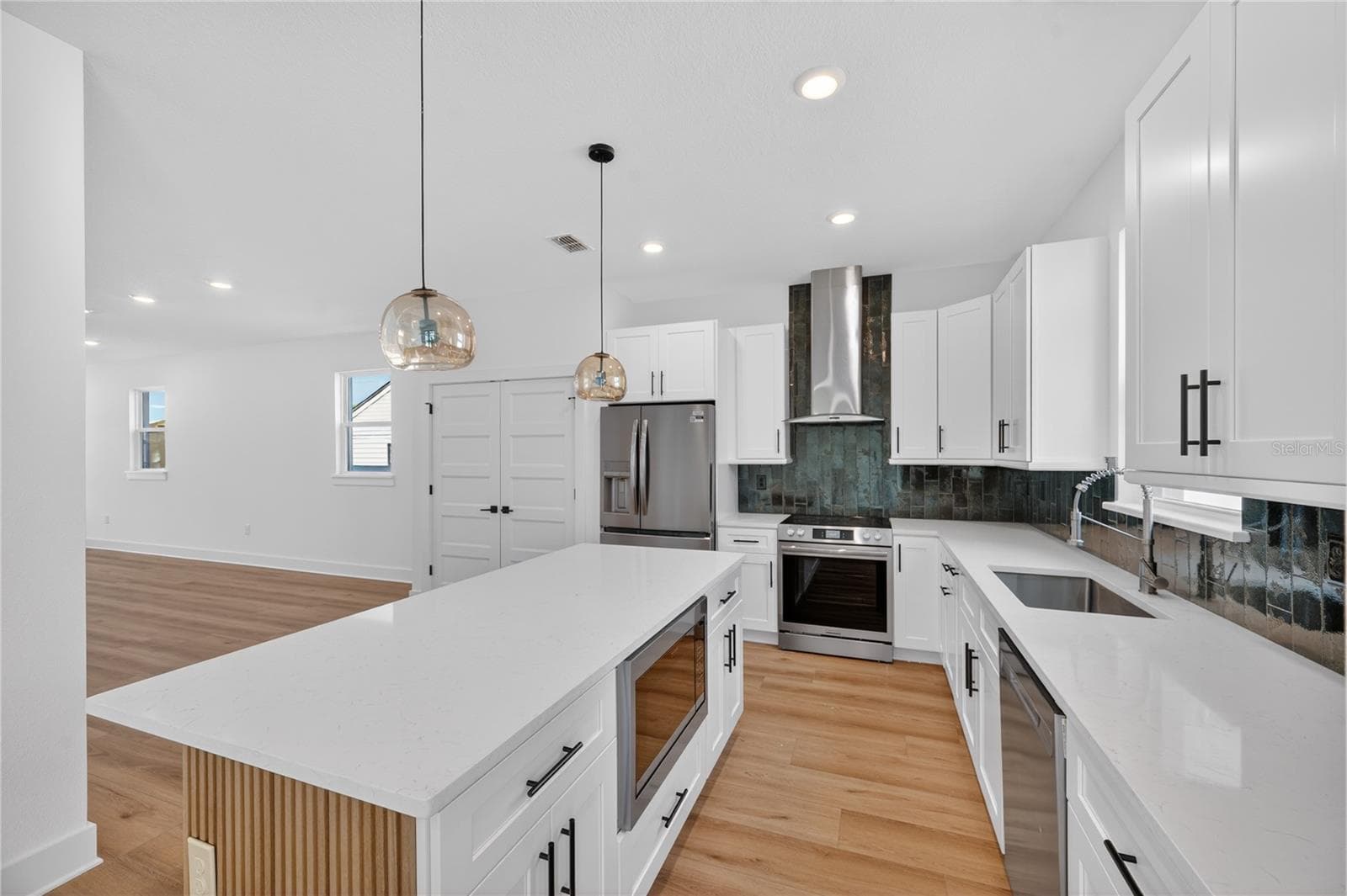 Single Family Residence at 4181 56TH AVE N, ST PETERSBURG, photo 18 of 72