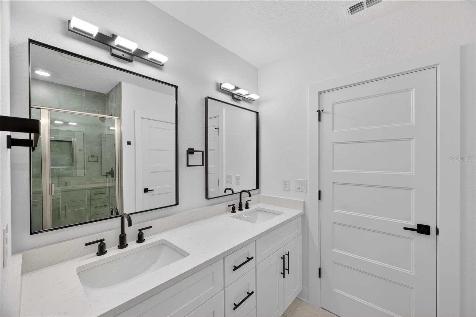 Single Family Residence at 4181 56TH AVE N, ST PETERSBURG, photo 35 of 72