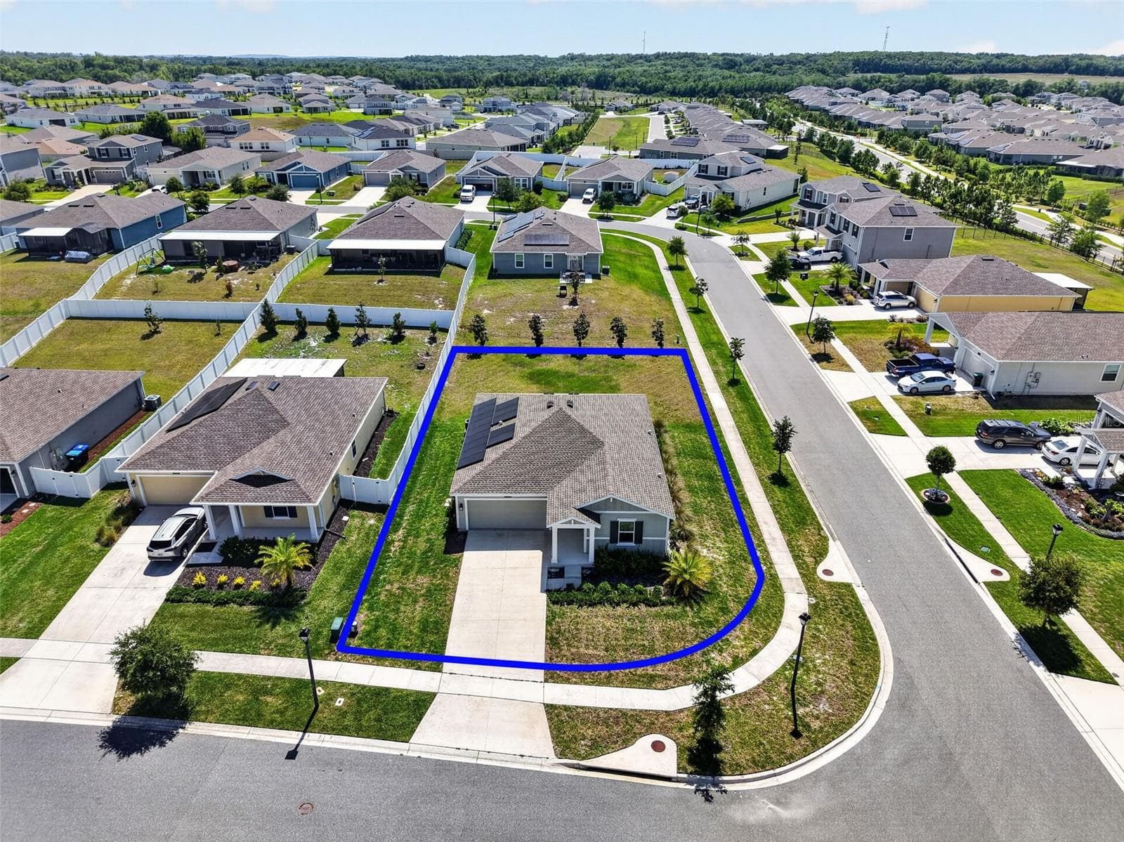 Single Family Residence at 5354 TRAVERTINE ST, MOUNT DORA, photo 4 of 40