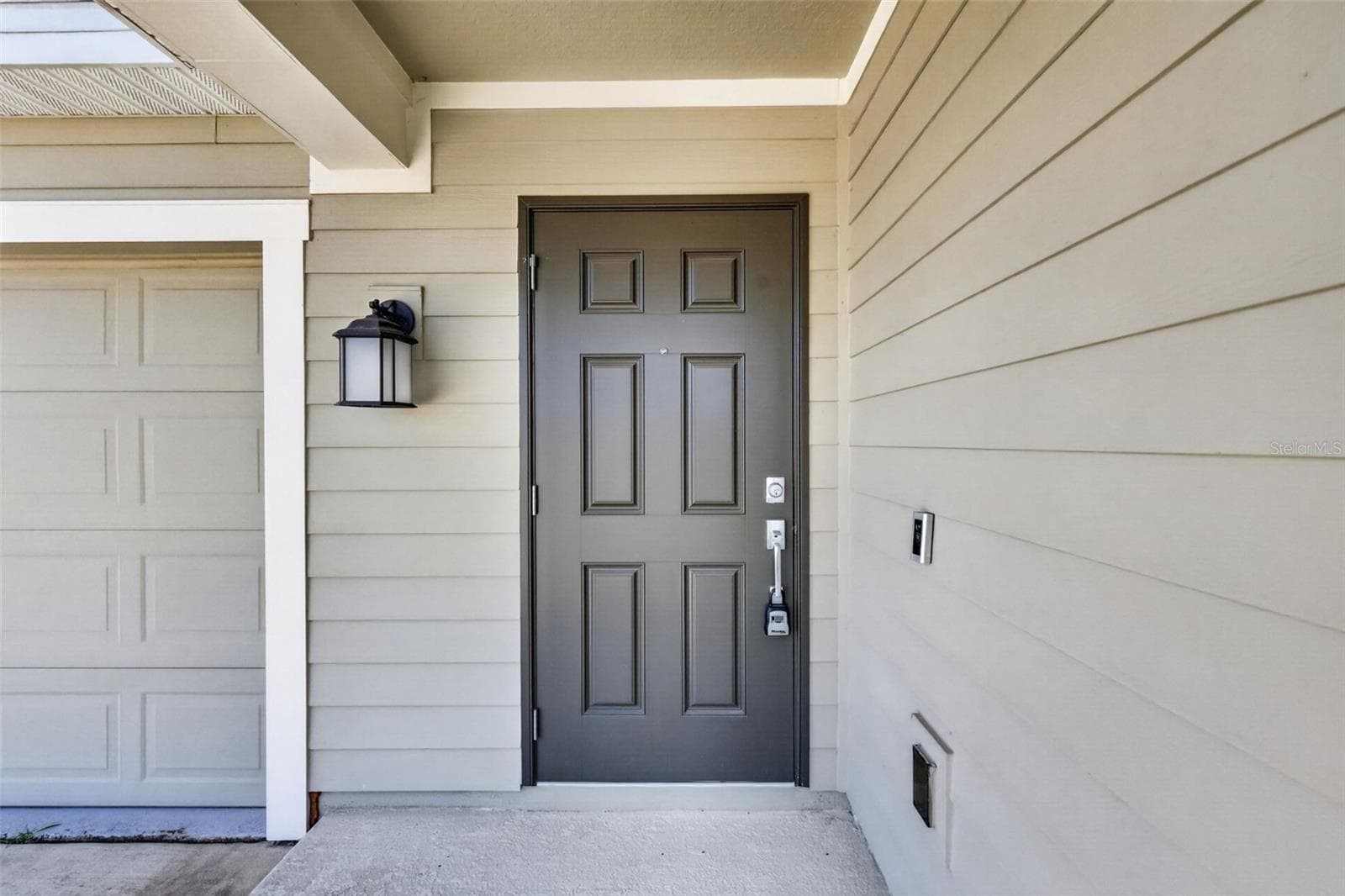 Single Family Residence at 5354 TRAVERTINE ST, MOUNT DORA, photo 8 of 40