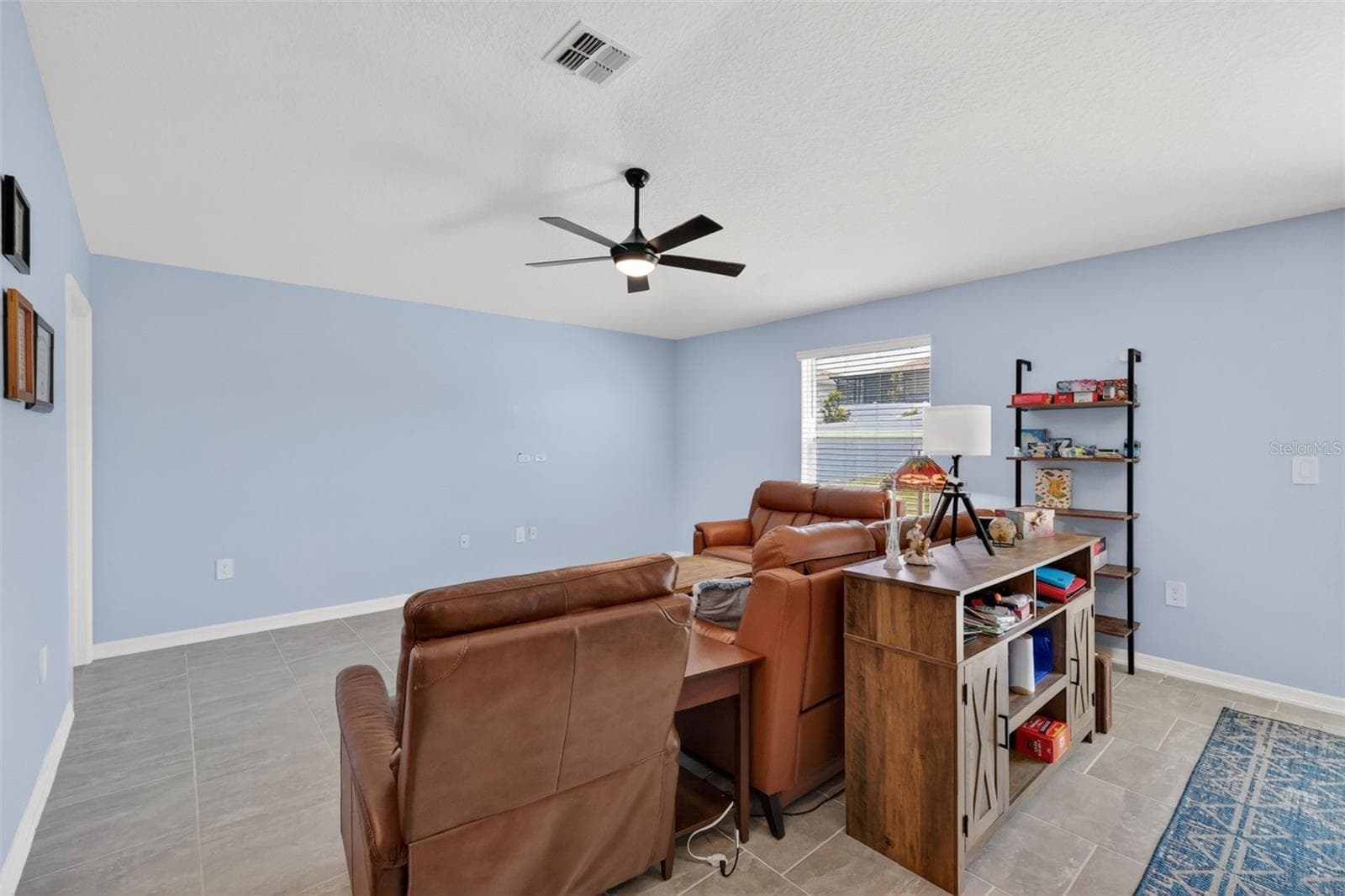 Single Family Residence at 5354 TRAVERTINE ST, MOUNT DORA, photo 19 of 40
