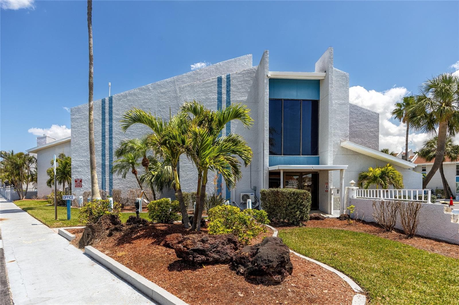 Condominium at 159 MEDALLION BLVD #F, MADEIRA BEACH, photo 37 of 47