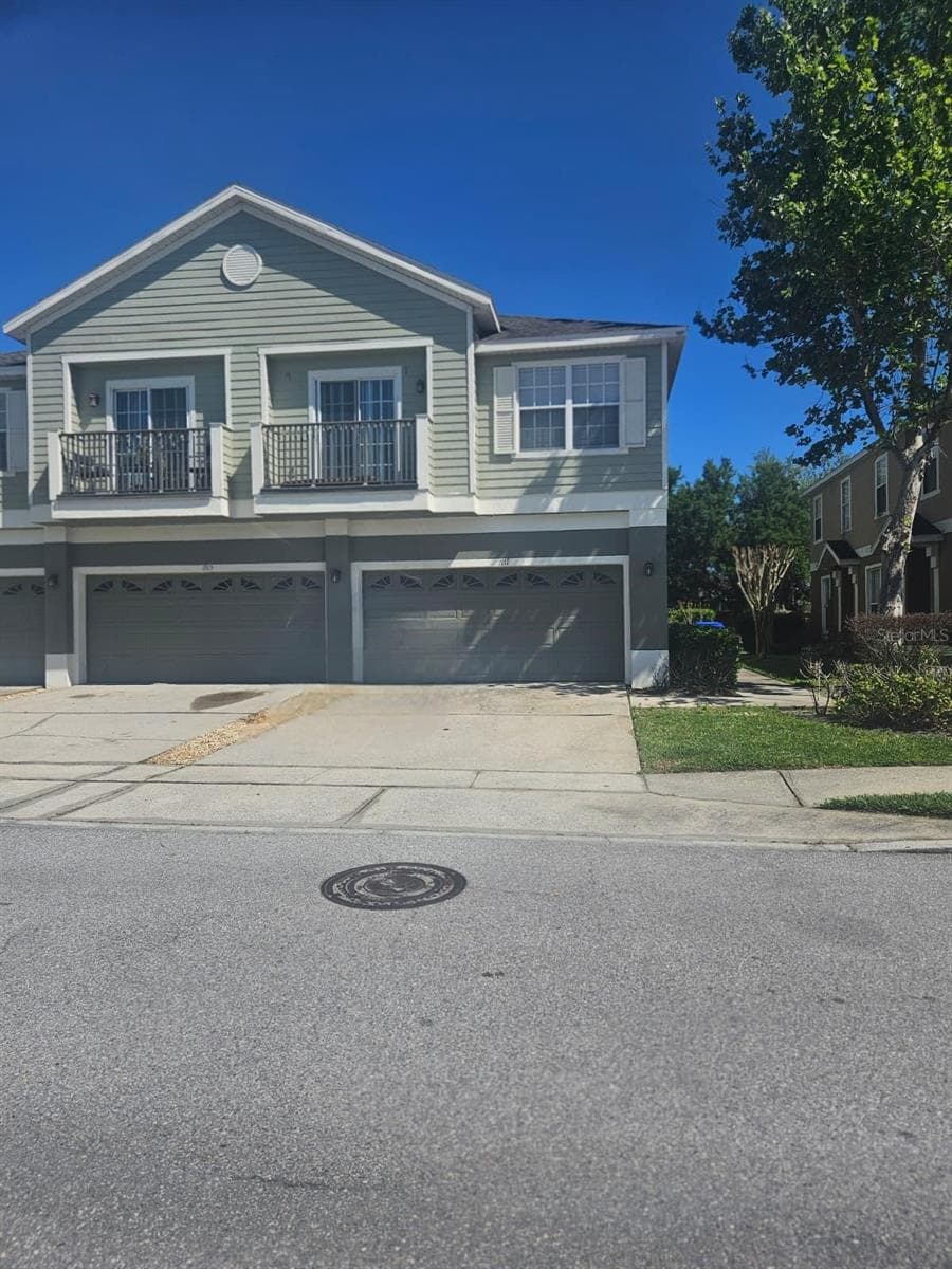 Townhouse at 1917 ESTANCIA CIR, KISSIMMEE, photo 2 of 26