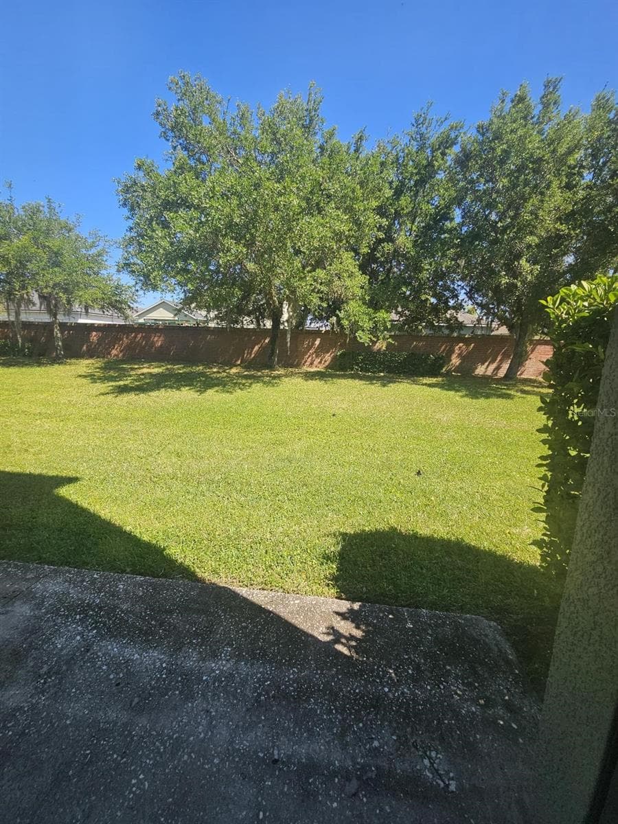 Townhouse at 1917 ESTANCIA CIR, KISSIMMEE, photo 10 of 26