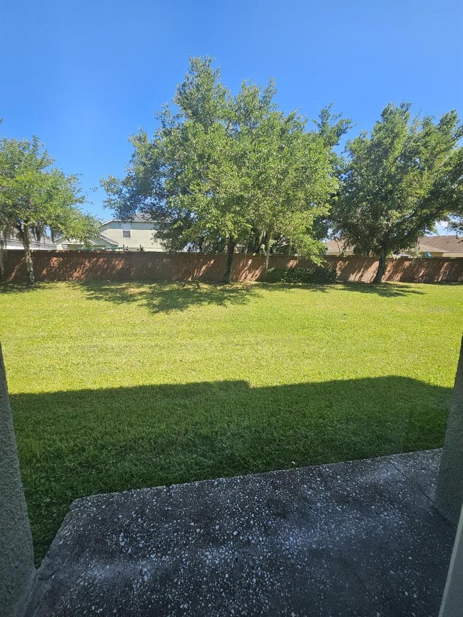 Townhouse at 1917 ESTANCIA CIR, KISSIMMEE, photo 11 of 26