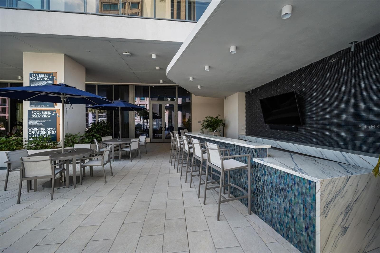 Pool Bar - 275 1ST AVE S #3503, ST PETERSBURG