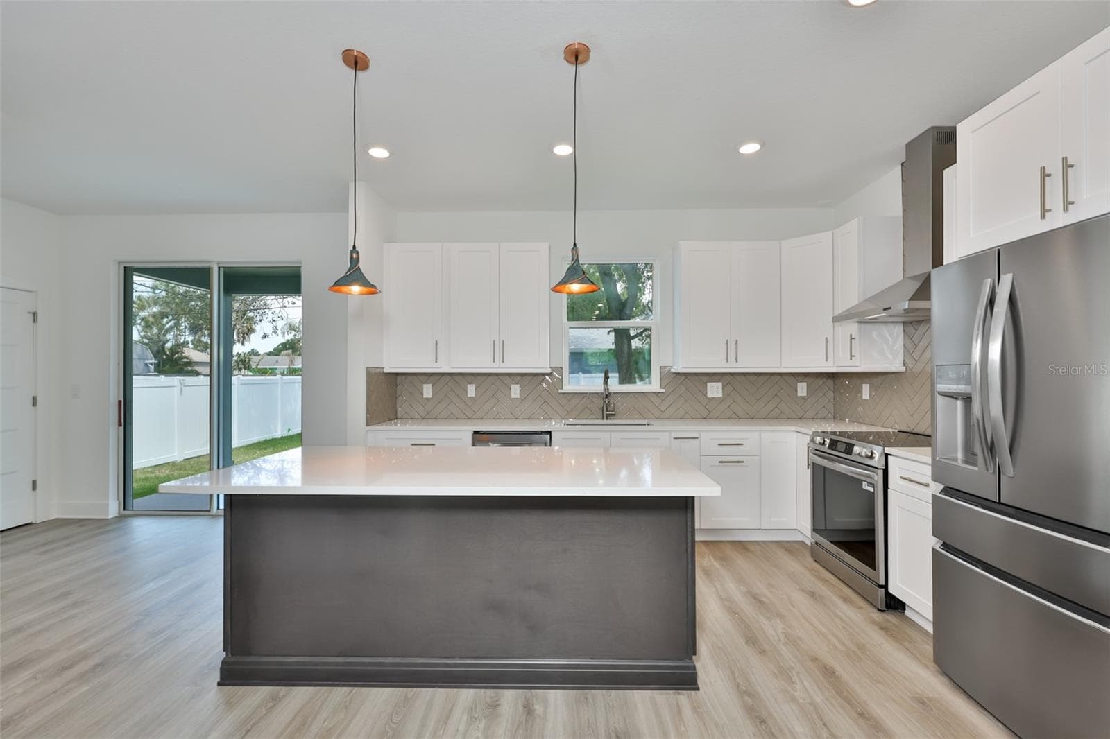 Single Family Residence at 4171 56TH AVE N, ST PETERSBURG, photo 4 of 32