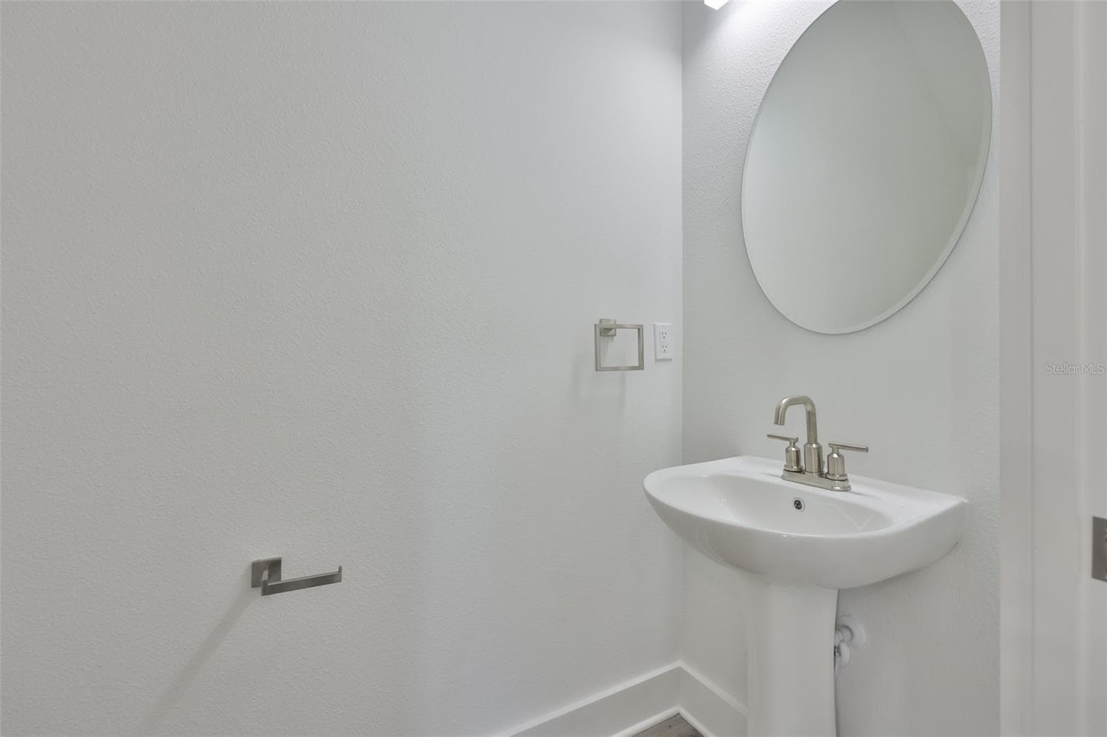 Single Family Residence at 4171 56TH AVE N, ST PETERSBURG, photo 10 of 32