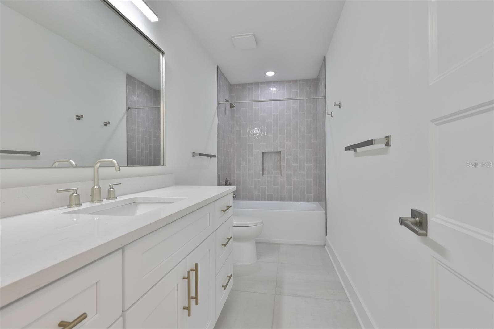 Single Family Residence at 4171 56TH AVE N, ST PETERSBURG, photo 19 of 32