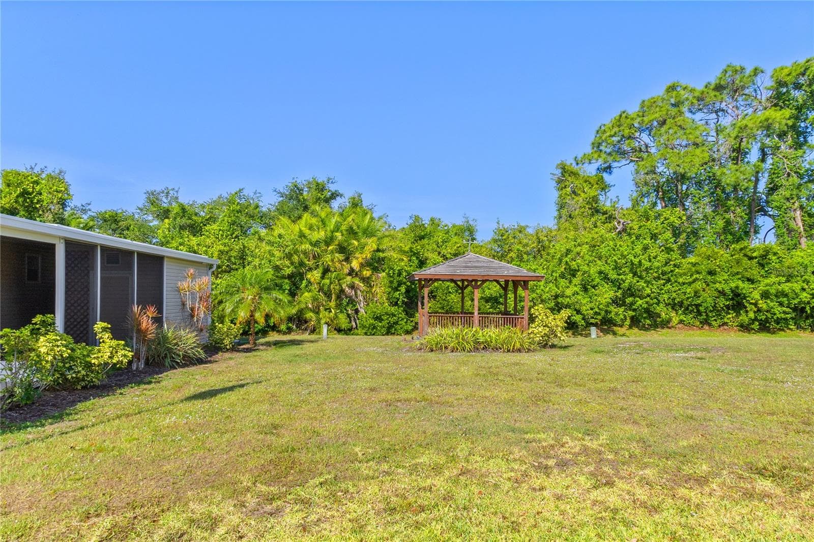 Manufactured Home at 320 TROPIC DR, OSPREY, photo 30 of 37