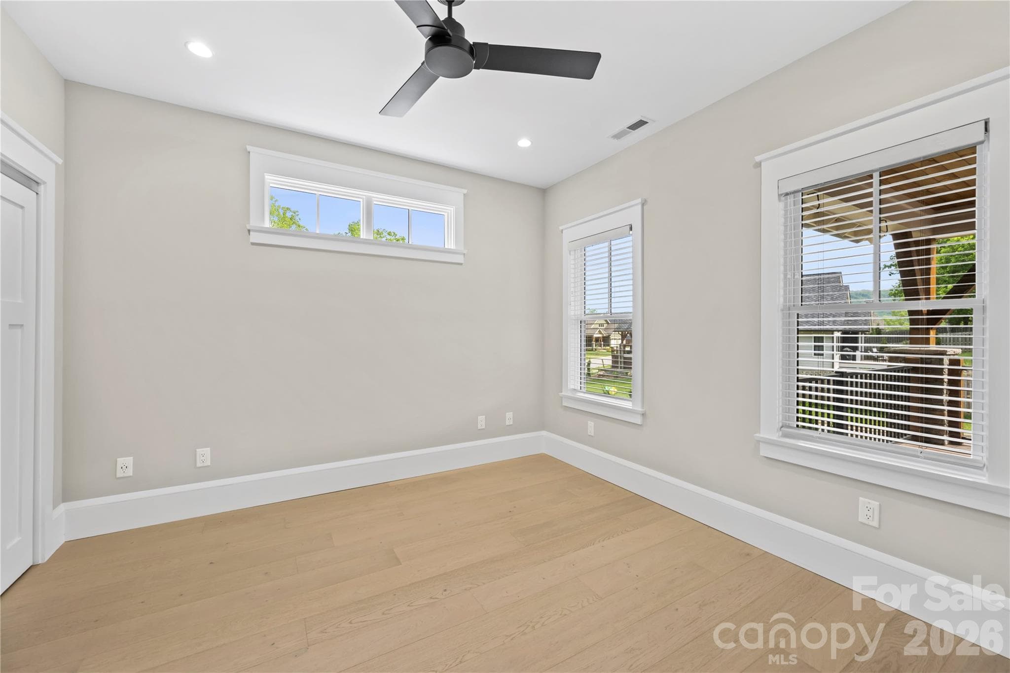 Guest Bedroom 2 - 67 Starwood Valley Trail, Arden