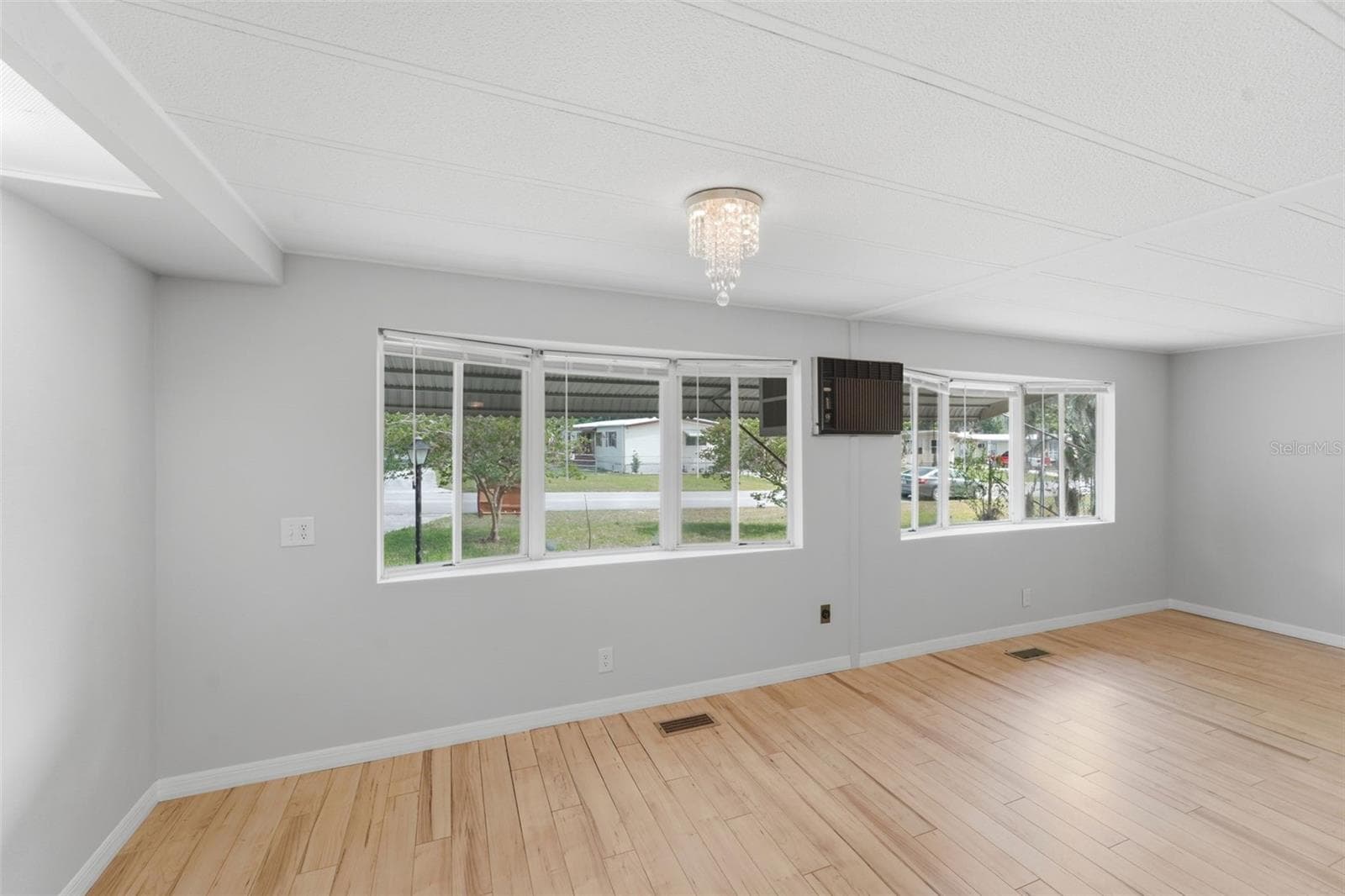 Mobile Home at 4128 WOODLAND CIR, DELAND, photo 21 of 40