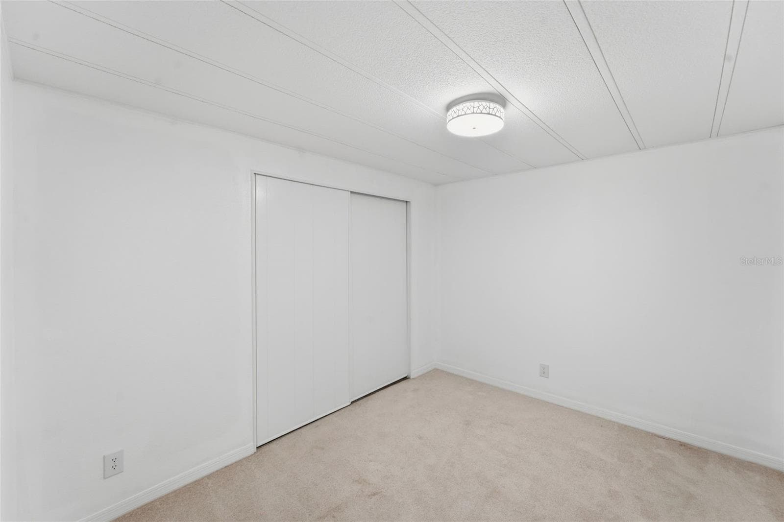 Mobile Home at 4128 WOODLAND CIR, DELAND, photo 28 of 40