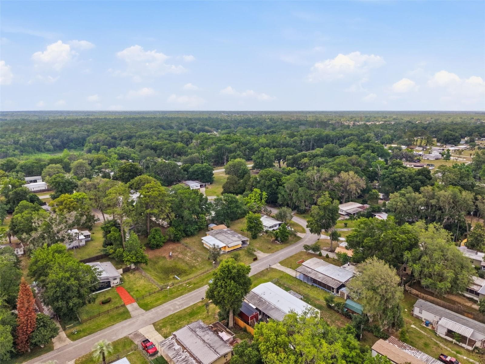 Mobile Home at 4128 WOODLAND CIR, DELAND, photo 31 of 40
